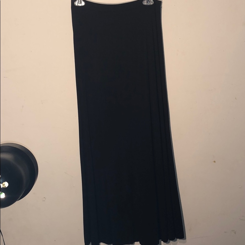 ANN TAYLOR long black skirt